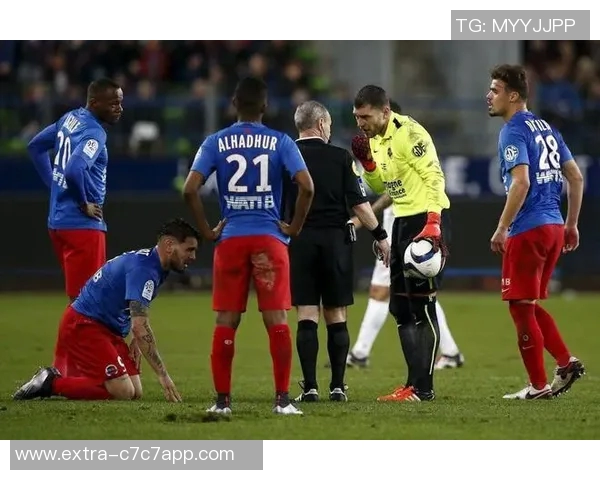 探讨足球的内部构造及其对比赛性能的影响与应用分析